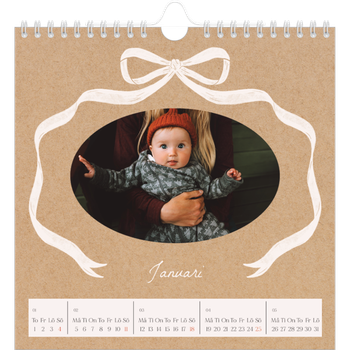 Fotokalender Kvadratisk — Kraft och rosett