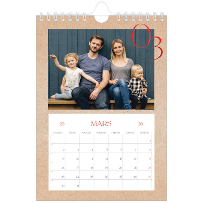 Fotokalender A5 Enkel — Röda detaljer [Mars]