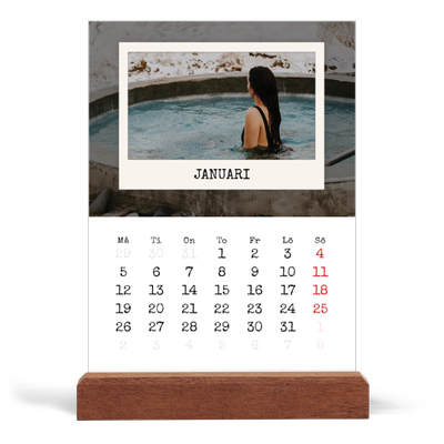 Skrivbordskalender med träställ - Stående — Porträttredigeringen [Januari]