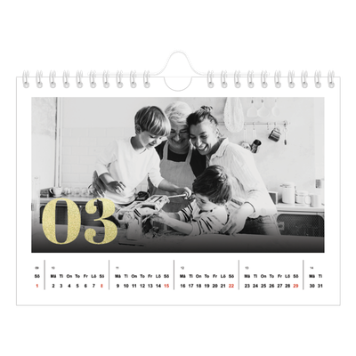 Fotokalender A5 Enkel — Stora nummer i glitter [Mars]