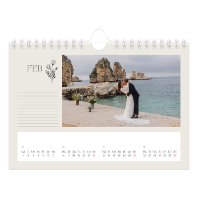 Fotokalender A5 Enkel — Initialer i blom [Februari]