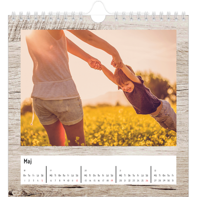 Årskalender kvadratisk — Paneler i trä [Maj]