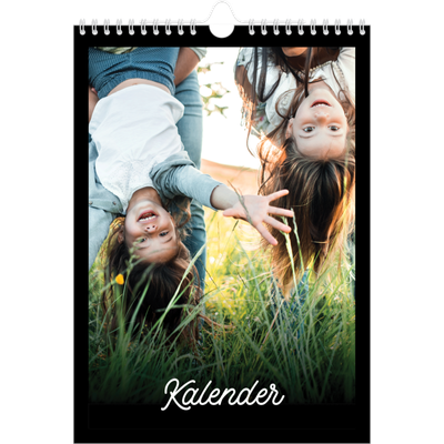 Fotokalender A4 Enkel (20 x 30 cm) — Svart [omslag]