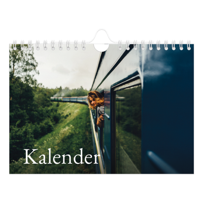 Fotokalender A5 Enkel — Enkel serif-teckensnitt [omslag]