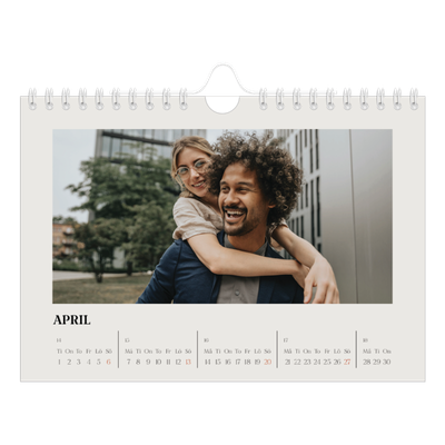 Fotokalender A5 Enkel — Simpel och modernt [April]