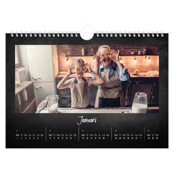 Fotokalender A4 Enkel — Svart tavla