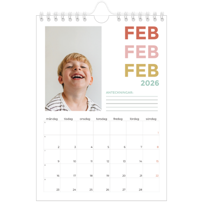 Fotokalender A5 Enkel — Färgglada typsnitt [Februari]
