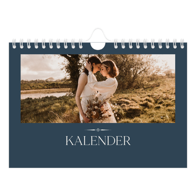 Fotokalender A5 Enkel — Skiffer & seriffer [omslag]