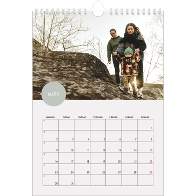 Fotokalender A4 Enkel (20 x 30 cm) — Fotoklistermärke [Mars]