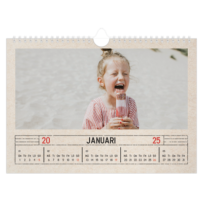 Fotokalender A4 Enkel — Kraftpapper med stämpeleffekt [Januari]