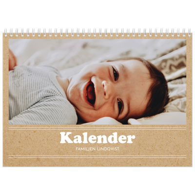 Fotokalender A3 Klassisk (30 x 40 cm) — Magasinstil [omslag]