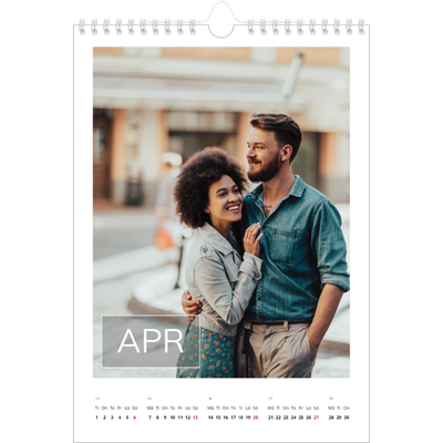 Fotokalender A4 Enkel (20 x 30 cm) — Stor dato [April]
