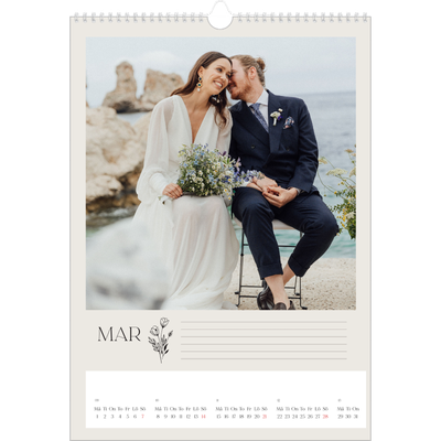 A3 Årskalender — Initialer i blom [Mars]