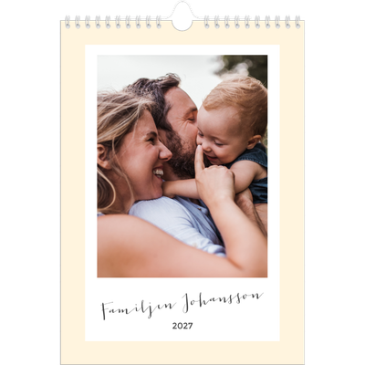 A4 Familjeplanerare — Modern planerare - Familj på 4 [omslag]