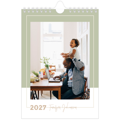 Fotokalender A5 Enkel — Kalender i naturfärger [omslag]