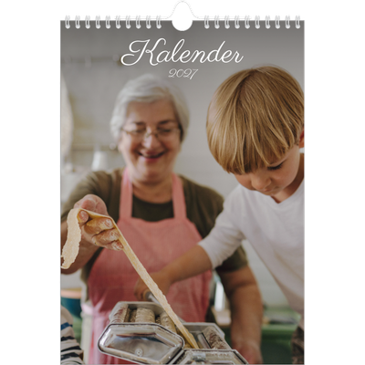 Fotokalender A4 Enkel (20 x 30 cm) — Handskrivna månader [omslag]