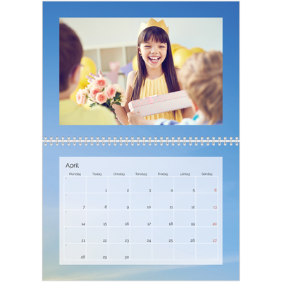Fotokalender A3 Klassisk (30 x 40 cm) — Moln [April]