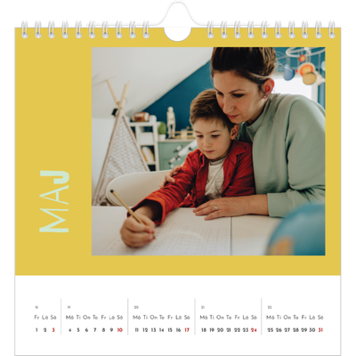 Årskalender kvadratisk — Färgglad kalender [omslag]