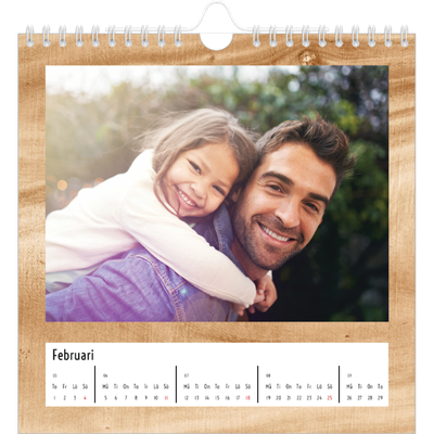 Årskalender kvadratisk — Paneler i trä [Februari]