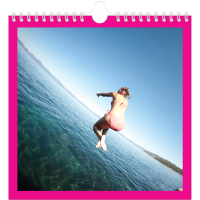 Årskalender kvadratisk — Skarpa färger [omslag]