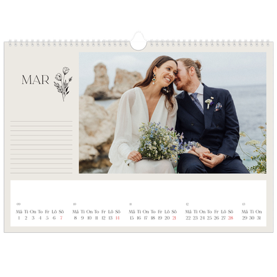 Fotokalender A3 Enkel — Initialer i blom [Mars]