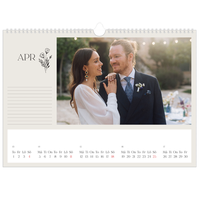 Fotokalender A3 Enkel — Initialer i blom [April]