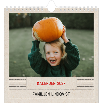 Årskalender kvadratisk — Kraftpapper med stämpeleffekt [omslag]