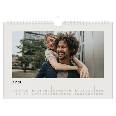 Fotokalender A4 Enkel — Simpel och modernt [April]