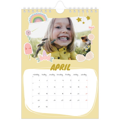 Fotokalender A5 Enkel — Magisk regnbåge [April]
