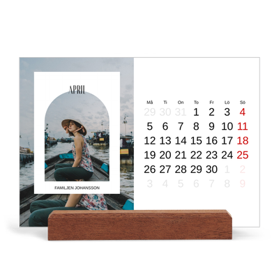 Skrivbordskalender med träställ - Liggande  — Det öppna valvet [April]