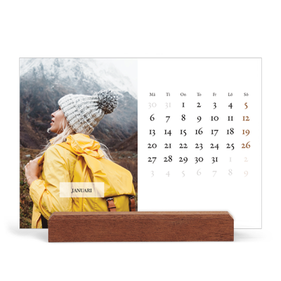 Skrivbordskalender med träställ - Liggande  — Klassisk kalender [Januari]