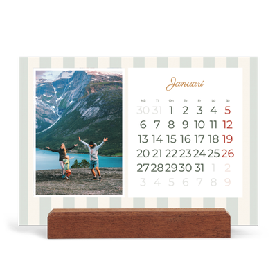 Skrivbordskalender med träställ - Liggande  — Skrift och ränder [Januari]