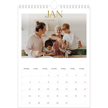 Fotokalender A4 Enkel — Stort teckensnitt i guld