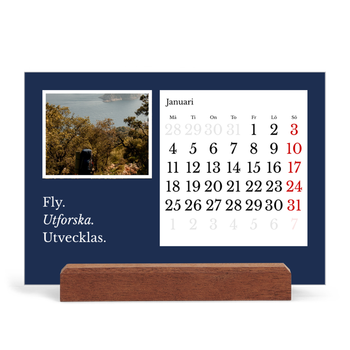 Skrivbordskalender med träställ - Liggande — Redaktionell Jord
