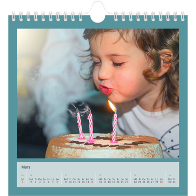 Årskalender kvadratisk — Snygga färger [Mars]