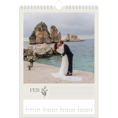 Fotokalender A4 Enkel (20 x 30 cm) — Initialer i blom [Februari]