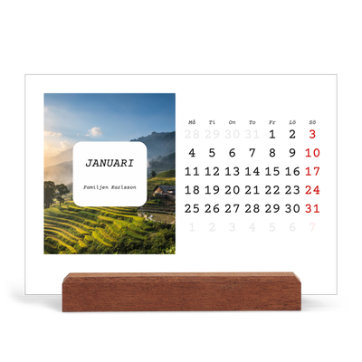Skrivbordskalender med träställ - Liggande  — Hela historien [Januari]