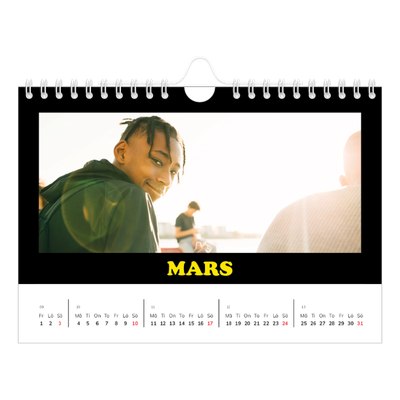 Fotokalender A5 Enkel — Rolig typografi [Mars]