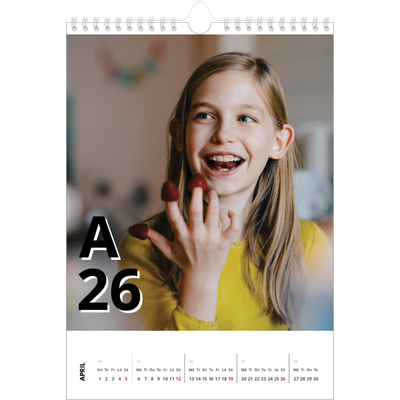 Fotokalender A4 Enkel (20 x 30 cm) — Bokstäver och tal [April]