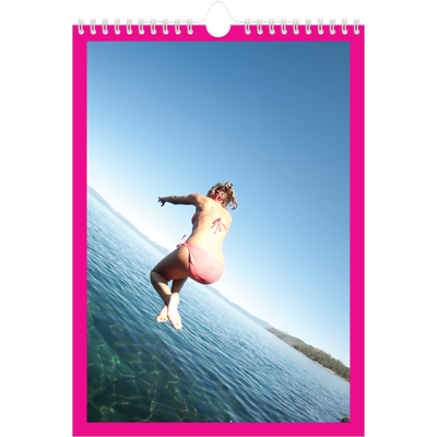 Fotokalender A4 Enkel (20 x 30 cm) — Skarpa färger [omslag]