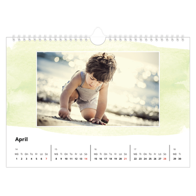Fotokalender A4 Enkel — Akvareller i bakgrunden [April]