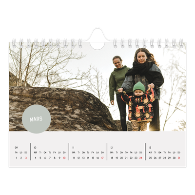 Fotokalender A5 Enkel — Fotoklistermärke [Mars]