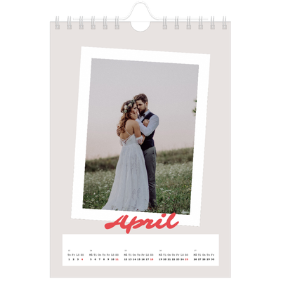 Fotokalender A5 Enkel — Signerad i karmosin [April]
