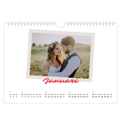 Fotokalender A4 Enkel — Signerad i karmosin [Januari]