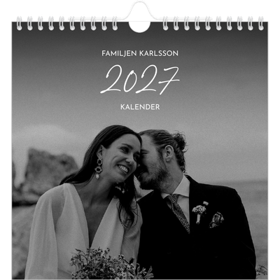 Årskalender kvadratisk — Elegant skrift [omslag]