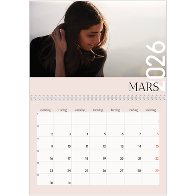 Fotokalender A3 Klassisk (30 x 40 cm) — Överlappande text [Mars]