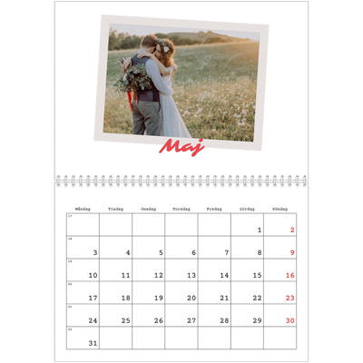 Fotokalender A3 Klassisk (30 x 40 cm) — Signerad i karmosin [Maj]