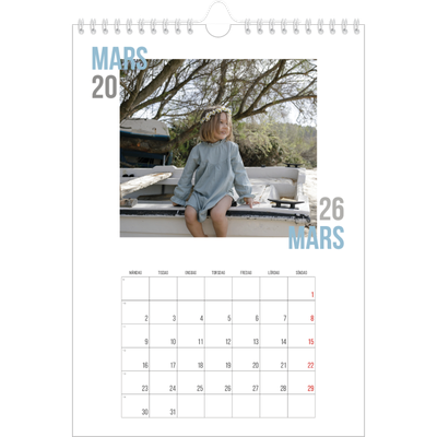 Fotokalender A4 Enkel (20 x 30 cm) — Dubblett text [Mars]