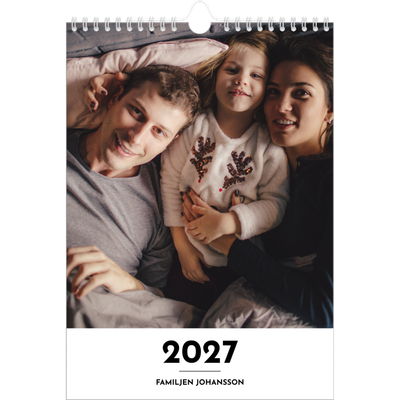 Fotokalender A4 Enkel (20 x 30 cm) — Bokstav i fokus [omslag]