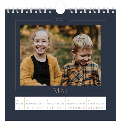 Årskalender kvadratisk — Preussisk blå [omslag]